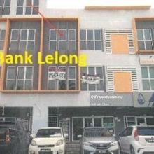 3 Sty Shop Office For Auction At Low Price !!