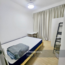 Room rental. Free Wifi & water. Available Now.