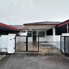 Hot Spot. 1 Storey Terrace Taman Merbau Jaya, Sg Dua. Open Facing