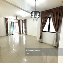 Newly refurbished partly furnished unit for rent!