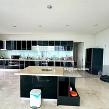 8 Gurney  Full Seaview Luxury Home Spacious & Cozy Living Gurney Drive