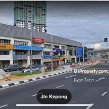 Facing Mainroad, Strategic Location, Freehold, Good-pay Tenant, KL