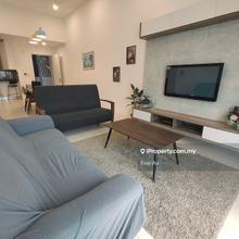 Spacious garden / balcony with high ceiling special unit