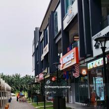 ROI 4.9% - Freehold - International Lot