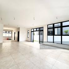 Nusa Sentral Winter Pavillion Three Storey Semi D Brand New house