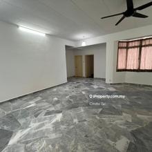 Court 10 Apartment