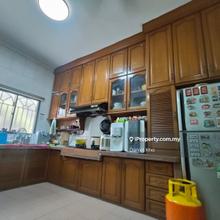 Fully renovated  facing open 2 sty house  22 x 75 