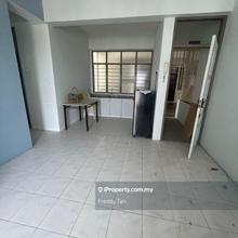 Taman jubilee 5 Un-furnished 1-car park