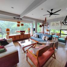 Renovated Showroom, Sale Gallery, Commercial bungalow for Sale 