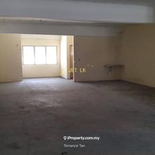 Sungai Kapar Indah 1st floor Shoplot Facing main road 24x75 for Rent 