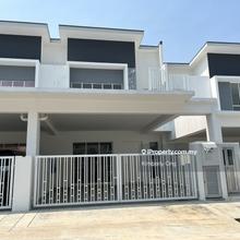 Brand New Hilltop Ara Sendayan For Sale 