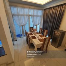 3 storey Terrace house@glades for Rent