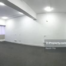 1st floor shop-office for Rent! 