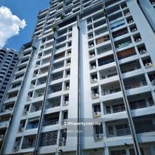 Corner Mar Vista Apartment  in Batu Ferringi With Sea View For Sale
