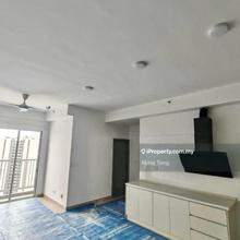 3r2b partially furnished w/fridge and washer near 1utama starling mall