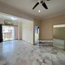 Corner & Renovated / Ria Apartment , Kepong