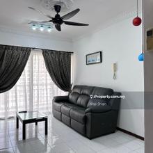 Unit for rent in Villa emas 