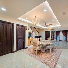 2 sty Taman Tropika Kajang Freehold Corner Reno,Full Furnish,face Open