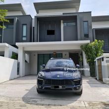 Terrace house for Sale