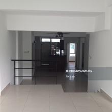 Second floor townhouse for Sale