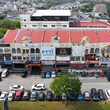Shoplot 3 Tingkat Sek 6 Bangi Untuk Dijual.