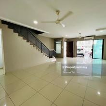 Terrace house for Sale