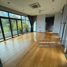 Big Bungalow next to Solaris Mont Kiara. Lush Garden Patio, Lap Pool.