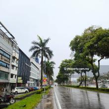 Skudai Kiri @ 4 Storey Shoplot / Corner adjoining unit / Good location