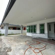 Uni Vista Samarahan Double Storey Corner House For Rent