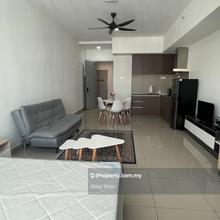 Furnished studio ( Alinea Suites Shah alam Sek 14 ) parking 