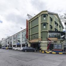Ample Parking Crowded Area Corner Unit Taman Equine 