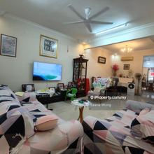 Nice, Renovated and Fully Extended Unit