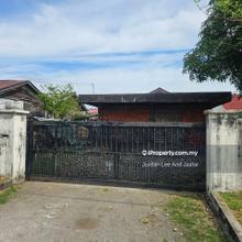 Bungalow lot Prime location