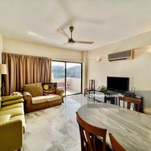 Kiara Park Condo for Sale, Spacious Unit with Park View