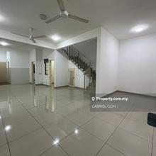 Setia Utama 2, Setia Alam - 3 Storey Terrace House