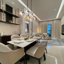 Pavilion Square Direct Link to Pavillion Bukit Bintang