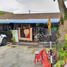 1 Storey Terrace House - 7 min to Simpang Ampat KTM Station 