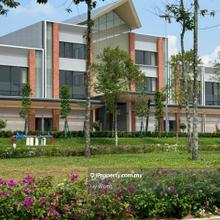 Gamuda Cove Townsquare Ground Floor Shoplot  facing main road  