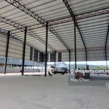 Large factory/warehouse for lent bandar sri Sendayan 