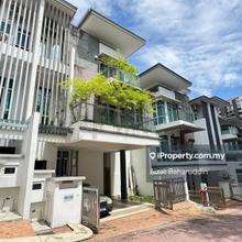 Exclusive 3-Storey Semi-D with Condo Facilities - Only 18 Units!