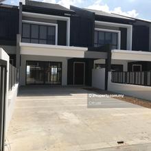 Hemingway 2.5 Storey Terrace house for Sale 