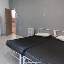 Pv 13 Co Living Room For Rent