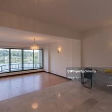 Spring Villa, Subang Jaya - 4 Bedrooms Unit Facing Lake for Sale