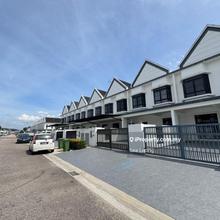 Eco Summer 2 Storey Terrace House For Sale