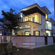Desa Tebrau Precinct 9, Cluster 2.5 Storey House For rent and Sales