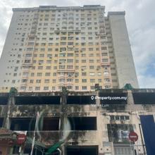 Skyvillas apartment, seri kembangan,Below market Easy Exit