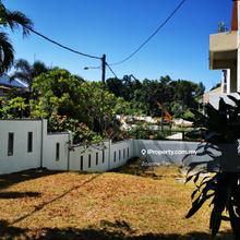 Seputih Semi-D corner with land For Sale