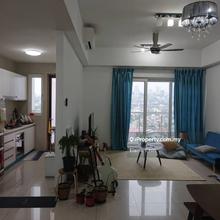 Below Market Price. Walking distance to shops,restaurants,Bangsar LRT