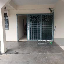 Single storey link house for sale
