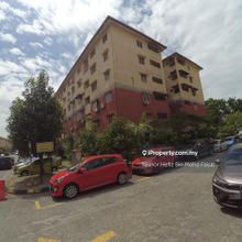 Unit Size Besar & Jalan Kaki Sahaja Ke Masjid. Flat Pkns Seksyen 7